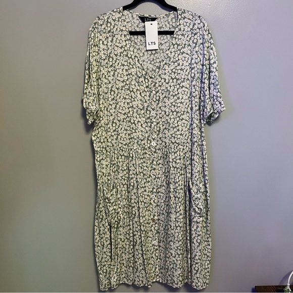 LTS Floral Sun Dress - Picture 2 of 9